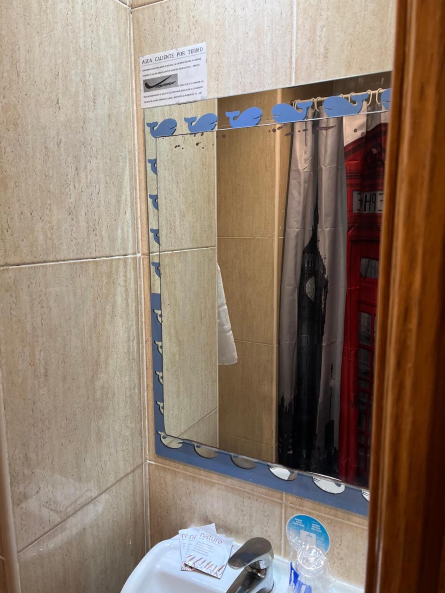 מדריד Hostal Las Vegas מראה חיצוני תמונה